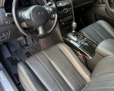 Черный Инфинити QX70, объемом двигателя 3.7 л и пробегом 81 тыс. км за 28500 $, фото 22 на Automoto.ua