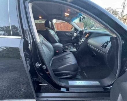 Черный Инфинити QX70, объемом двигателя 3.7 л и пробегом 40 тыс. км за 3500 $, фото 6 на Automoto.ua