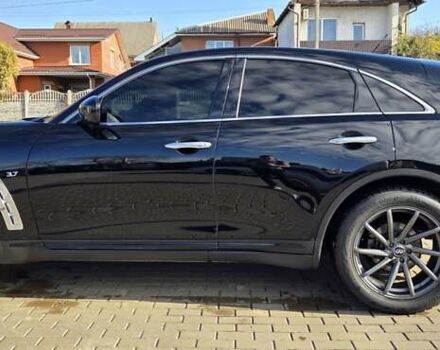 Черный Инфинити QX70, объемом двигателя 3.7 л и пробегом 168 тыс. км за 20800 $, фото 1 на Automoto.ua
