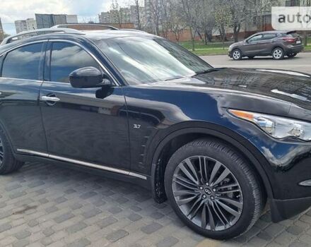 Черный Инфинити QX70, объемом двигателя 3.7 л и пробегом 155 тыс. км за 21300 $, фото 53 на Automoto.ua