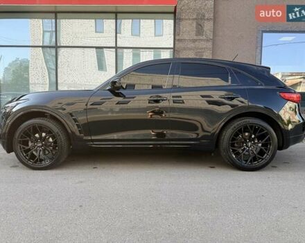 Черный Инфинити QX70, объемом двигателя 3.7 л и пробегом 81 тыс. км за 28500 $, фото 12 на Automoto.ua