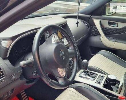 Черный Инфинити QX70, объемом двигателя 3.7 л и пробегом 155 тыс. км за 21300 $, фото 56 на Automoto.ua