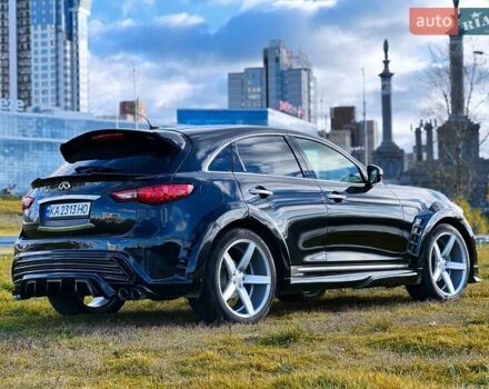 Черный Инфинити QX70, объемом двигателя 3.7 л и пробегом 128 тыс. км за 26500 $, фото 17 на Automoto.ua