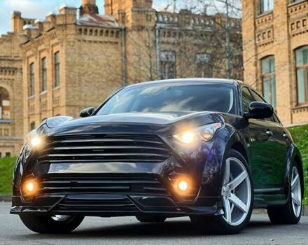 Черный Инфинити QX70, объемом двигателя 3.7 л и пробегом 128 тыс. км за 26500 $, фото 4 на Automoto.ua