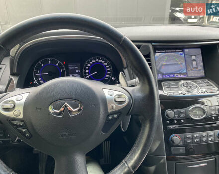 Черный Инфинити QX70, объемом двигателя 2.99 л и пробегом 84 тыс. км за 27900 $, фото 11 на Automoto.ua