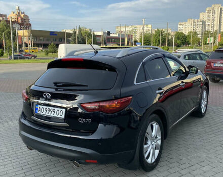 Черный Инфинити QX70, объемом двигателя 2.99 л и пробегом 84 тыс. км за 27900 $, фото 4 на Automoto.ua