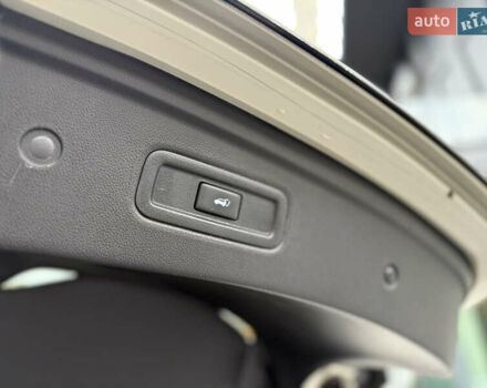 Черный Инфинити QX70, объемом двигателя 3.7 л и пробегом 141 тыс. км за 21500 $, фото 44 на Automoto.ua