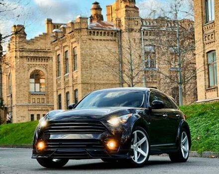 Черный Инфинити QX70, объемом двигателя 3.7 л и пробегом 128 тыс. км за 26500 $, фото 2 на Automoto.ua