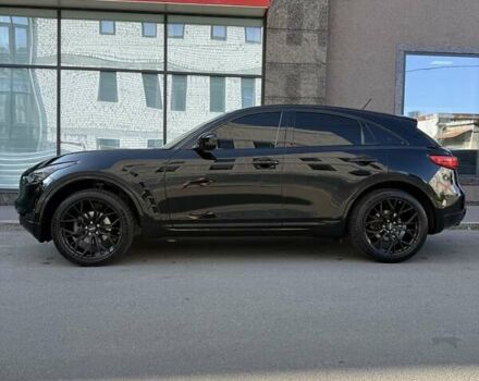 Черный Инфинити QX70, объемом двигателя 3.7 л и пробегом 81 тыс. км за 28500 $, фото 5 на Automoto.ua