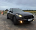 Черный Инфинити QX70, объемом двигателя 3.7 л и пробегом 193 тыс. км за 15700 $, фото 1 на Automoto.ua
