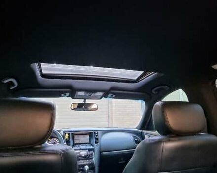 Черный Инфинити QX70, объемом двигателя 3.7 л и пробегом 168 тыс. км за 20800 $, фото 22 на Automoto.ua