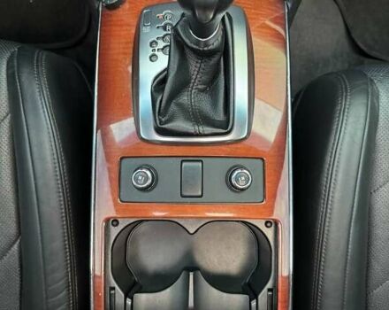 Черный Инфинити QX70, объемом двигателя 2.99 л и пробегом 160 тыс. км за 19500 $, фото 14 на Automoto.ua