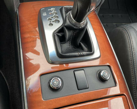 Черный Инфинити QX70, объемом двигателя 2.99 л и пробегом 84 тыс. км за 27900 $, фото 13 на Automoto.ua