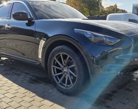 Черный Инфинити QX70, объемом двигателя 3.7 л и пробегом 168 тыс. км за 20800 $, фото 3 на Automoto.ua