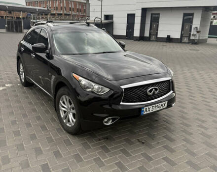 Черный Инфинити QX70, объемом двигателя 3.7 л и пробегом 150 тыс. км за 20300 $, фото 2 на Automoto.ua