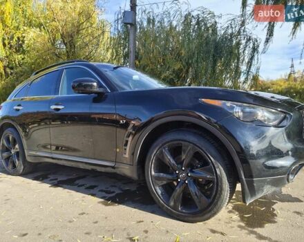 Черный Инфинити QX70, объемом двигателя 3.7 л и пробегом 93 тыс. км за 18900 $, фото 10 на Automoto.ua
