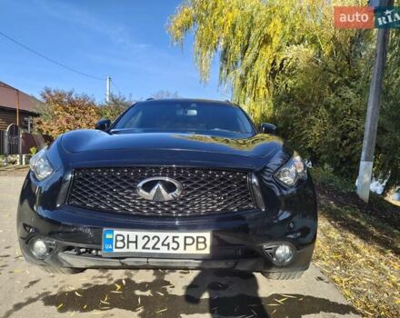 Черный Инфинити QX70, объемом двигателя 3.7 л и пробегом 93 тыс. км за 18900 $, фото 8 на Automoto.ua