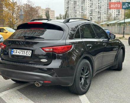 Черный Инфинити QX70, объемом двигателя 3.7 л и пробегом 194 тыс. км за 15900 $, фото 1 на Automoto.ua