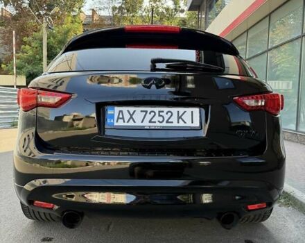 Черный Инфинити QX70, объемом двигателя 3.7 л и пробегом 81 тыс. км за 28500 $, фото 6 на Automoto.ua