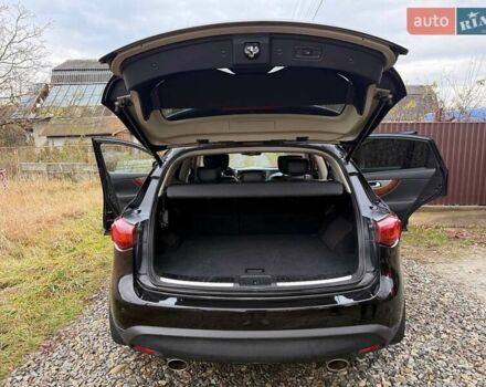 Черный Инфинити QX70, объемом двигателя 2.99 л и пробегом 169 тыс. км за 23999 $, фото 14 на Automoto.ua