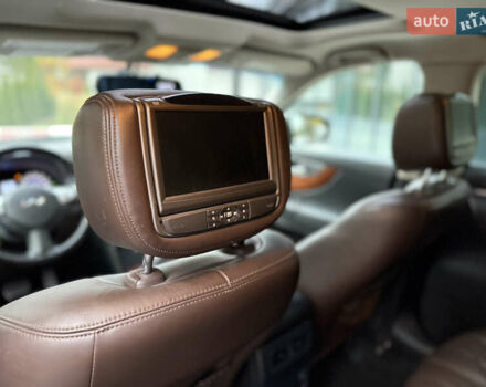 Черный Инфинити QX70, объемом двигателя 3.7 л и пробегом 141 тыс. км за 21500 $, фото 40 на Automoto.ua