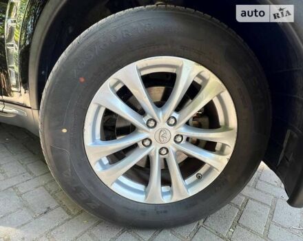 Черный Инфинити QX70, объемом двигателя 3.7 л и пробегом 114 тыс. км за 18888 $, фото 23 на Automoto.ua