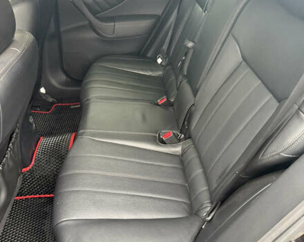 Черный Инфинити QX70, объемом двигателя 3.7 л и пробегом 150 тыс. км за 20300 $, фото 9 на Automoto.ua