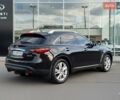 Черный Инфинити QX70, объемом двигателя 2.99 л и пробегом 160 тыс. км за 19500 $, фото 4 на Automoto.ua