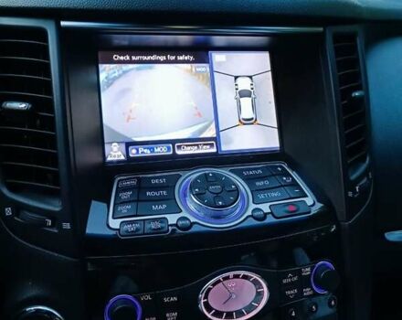 Черный Инфинити QX70, объемом двигателя 3.7 л и пробегом 160 тыс. км за 18500 $, фото 2 на Automoto.ua