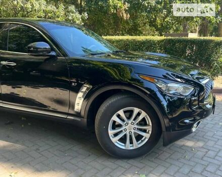 Черный Инфинити QX70, объемом двигателя 3.7 л и пробегом 114 тыс. км за 18888 $, фото 9 на Automoto.ua