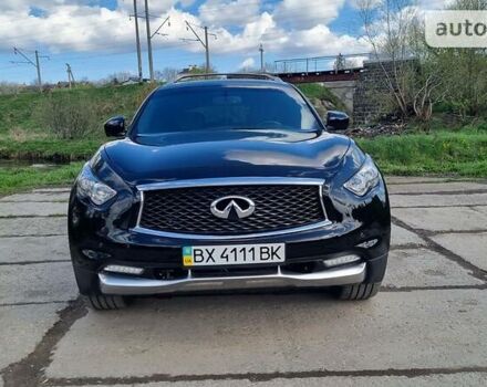 Черный Инфинити QX70, объемом двигателя 3.7 л и пробегом 155 тыс. км за 21300 $, фото 46 на Automoto.ua
