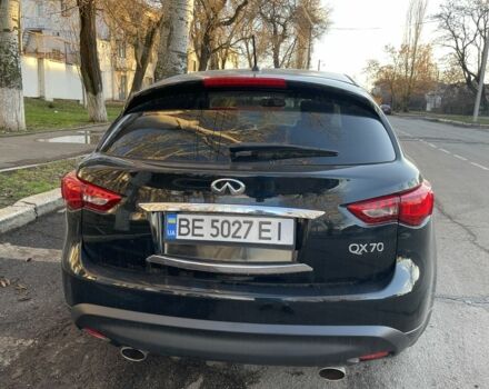 Чорний Інфініті QX70, об'ємом двигуна 0.37 л та пробігом 71 тис. км за 22000 $, фото 7 на Automoto.ua