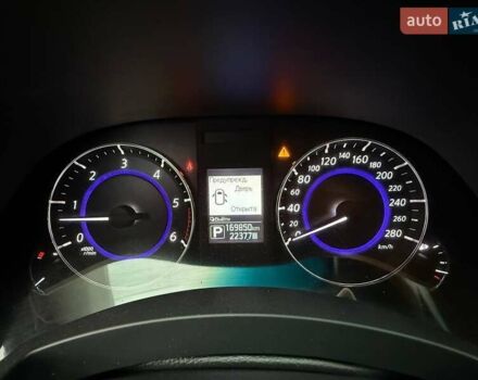 Черный Инфинити QX70, объемом двигателя 2.99 л и пробегом 169 тыс. км за 23999 $, фото 23 на Automoto.ua