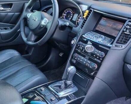 Черный Инфинити QX70, объемом двигателя 3.7 л и пробегом 168 тыс. км за 20800 $, фото 19 на Automoto.ua