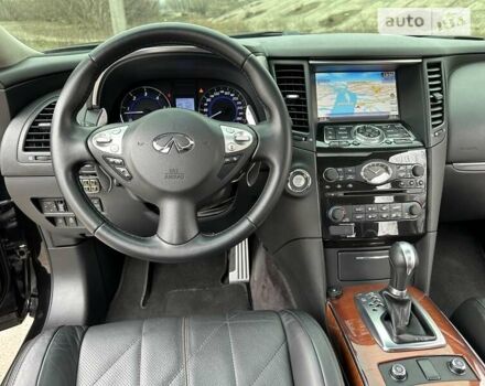 Чорний Інфініті QX70, об'ємом двигуна 2.99 л та пробігом 158 тис. км за 23999 $, фото 19 на Automoto.ua