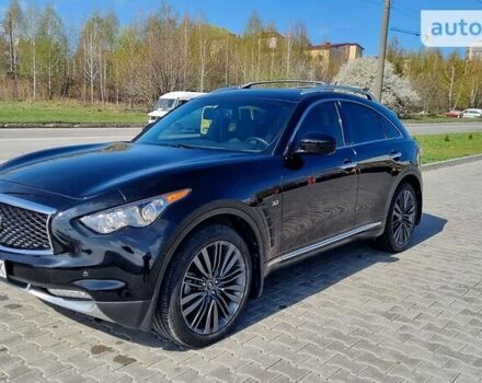Черный Инфинити QX70, объемом двигателя 3.7 л и пробегом 155 тыс. км за 21300 $, фото 3 на Automoto.ua