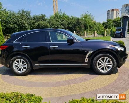 Черный Инфинити QX70, объемом двигателя 3.7 л и пробегом 158 тыс. км за 16990 $, фото 1 на Automoto.ua