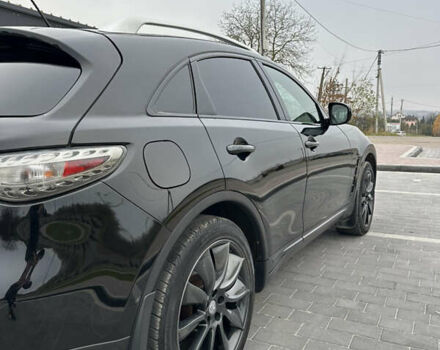Черный Инфинити QX70, объемом двигателя 3.7 л и пробегом 220 тыс. км за 21500 $, фото 7 на Automoto.ua