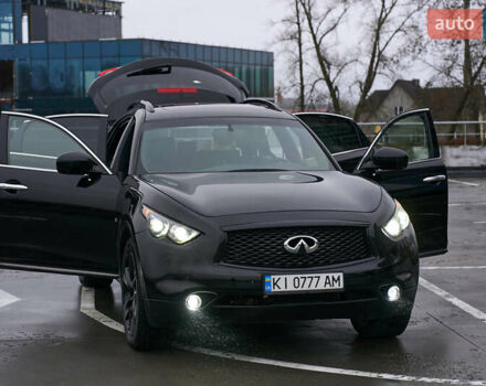 Чорний Інфініті QX70, об'ємом двигуна 3.7 л та пробігом 99 тис. км за 19900 $, фото 8 на Automoto.ua