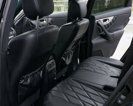 Чорний Інфініті QX70, об'ємом двигуна 3.7 л та пробігом 99 тис. км за 19900 $, фото 29 на Automoto.ua