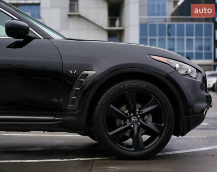 Чорний Інфініті QX70, об'ємом двигуна 3.7 л та пробігом 99 тис. км за 19900 $, фото 19 на Automoto.ua