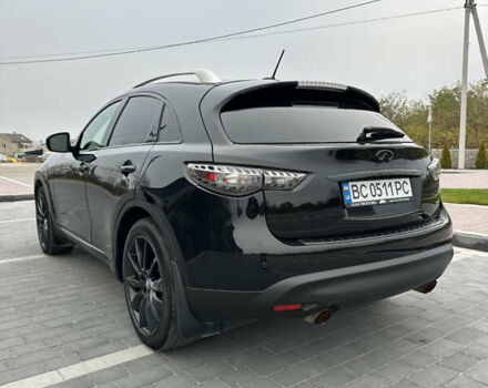Черный Инфинити QX70, объемом двигателя 3.7 л и пробегом 220 тыс. км за 21500 $, фото 4 на Automoto.ua