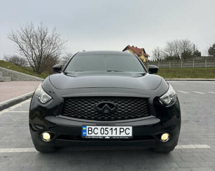 Черный Инфинити QX70, объемом двигателя 3.7 л и пробегом 220 тыс. км за 21500 $, фото 2 на Automoto.ua