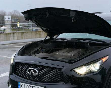 Чорний Інфініті QX70, об'ємом двигуна 3.7 л та пробігом 99 тис. км за 19900 $, фото 13 на Automoto.ua