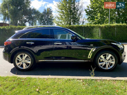 Инфинити QX70 2013 в Киеве на Automoto.ua Черный Инфинити QX70, объемом двигателя 2.99 л и пробегом 175 тыс. км за 17900 $, фото 1 на Automoto.ua