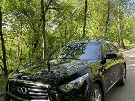 Инфинити QX70 2013 в Черняхове на Automoto.ua Черный Инфинити QX70, объемом двигателя 3.7 л и пробегом 395 тыс. км за 15500 $, фото 1 на Automoto.ua
