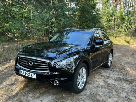 Черный Инфинити QX70, объемом двигателя 3.7 л и пробегом 116 тыс. км за 18700 $, фото 1 на Automoto.ua