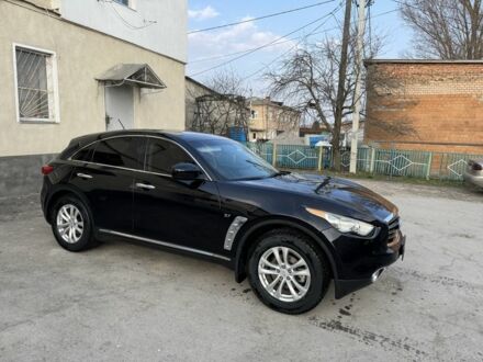 Инфинити QX70 2013 в Волочиске на Automoto.ua Черный Инфинити QX70, объемом двигателя 3.7 л и пробегом 183 тыс. км за 18500 $, фото 1 на Automoto.ua