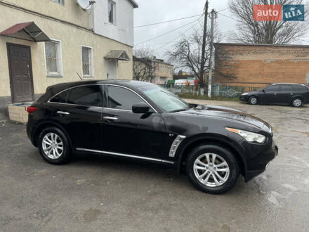 Черный Инфинити QX70, объемом двигателя 3.7 л и пробегом 185 тыс. км за 17700 $, фото 1 на Automoto.ua