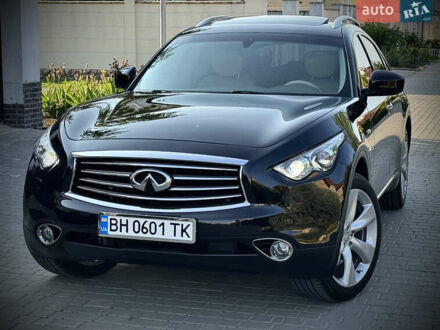 Інфініті QX70 2013 у Одесі на Automoto.ua Чорний Інфініті QX70, об'ємом двигуна 3.7 л та пробігом 118 тис. км за 16800 $, фото 1 на Automoto.ua